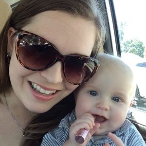 Meet your Posher, Christina